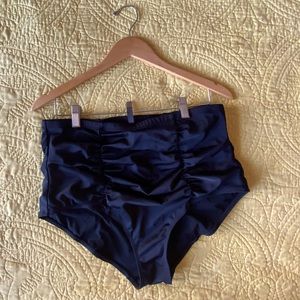 TORRID black ruched swim bottom - NEVER WORN